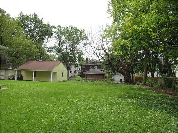 4th image of 924 Ferndale Ave