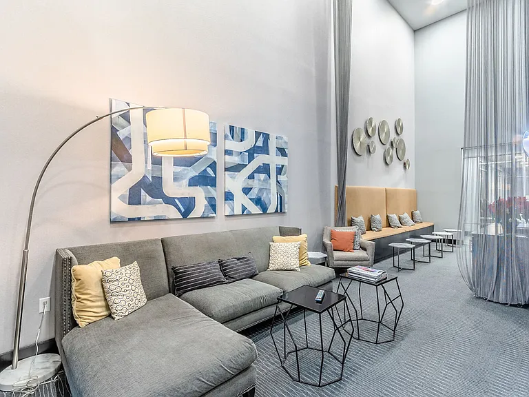Anthem Cityline Apartments — Photo 37