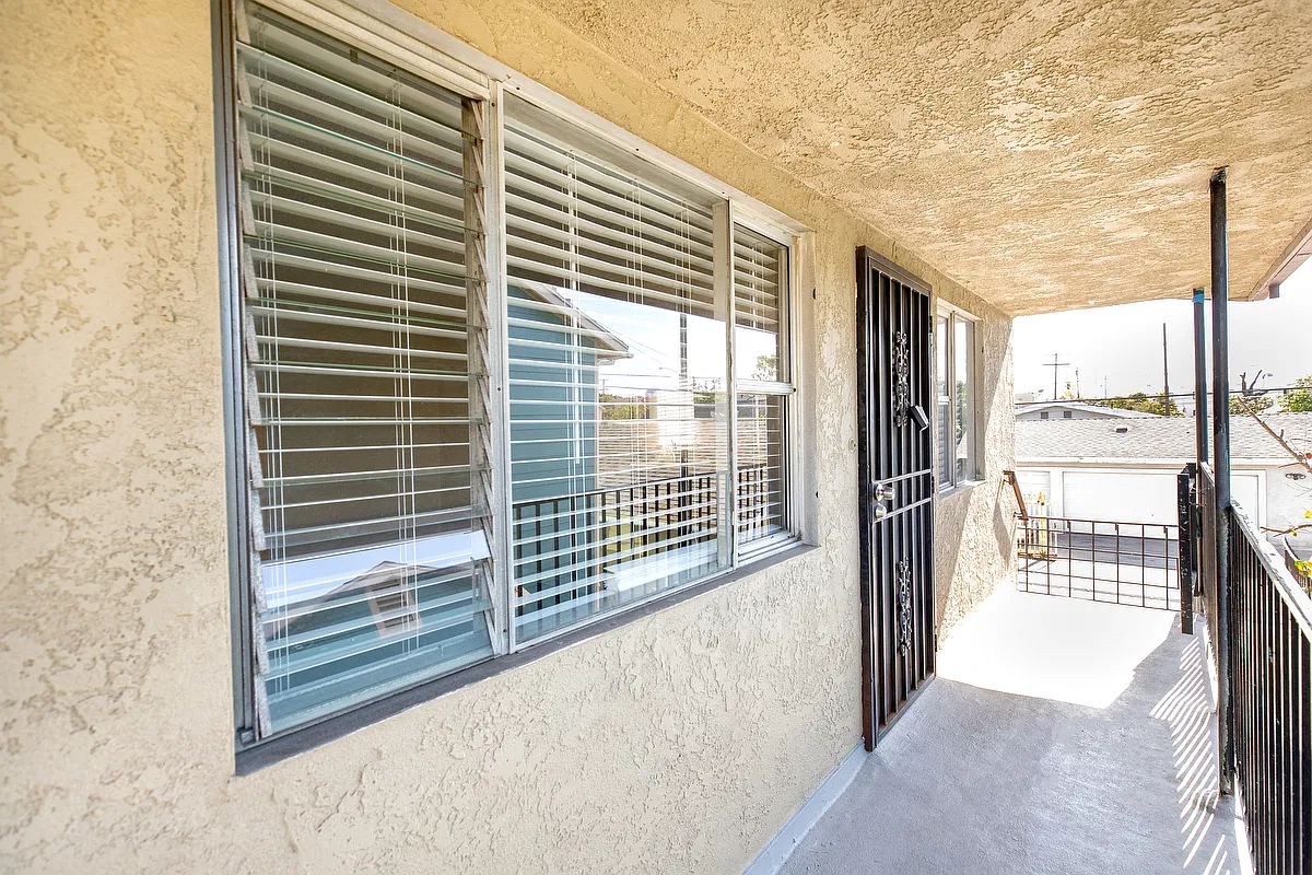 1 bed, $1,565 — Photo 2