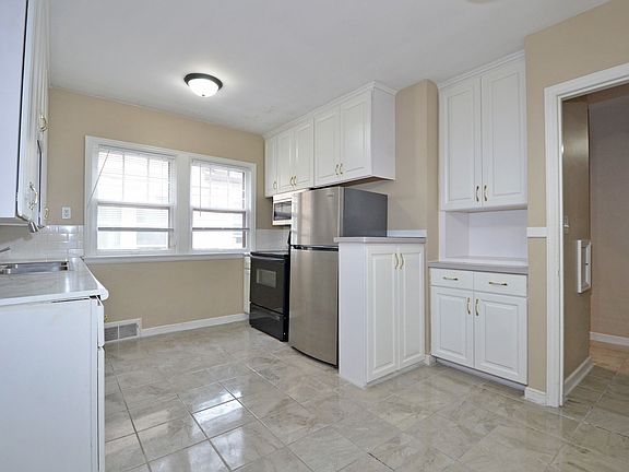 5th image of 4329-4331 Thomas Ave N #79e752c58
