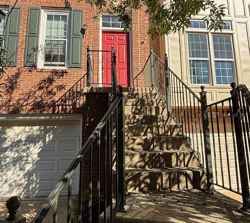 2nd image of 9401 Regency Crest Dr