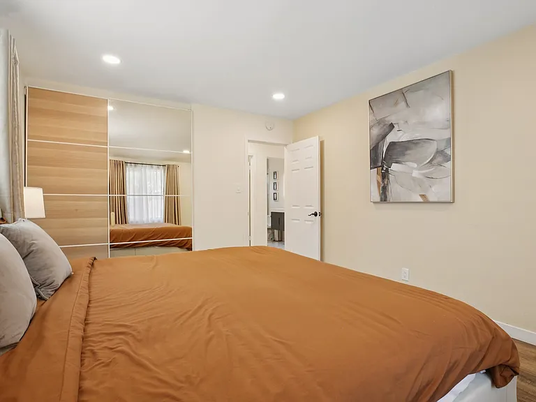 540 W Avenue 28 — Photo 20
