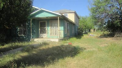 2nd image of 529 Pena Dr