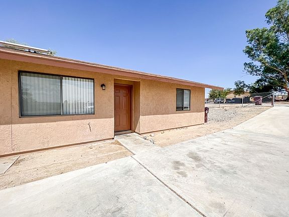 2nd image of 73855 Desert Trl #1