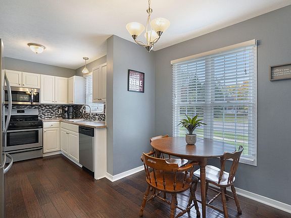 5th image of 5181 Breezefield Ct SE