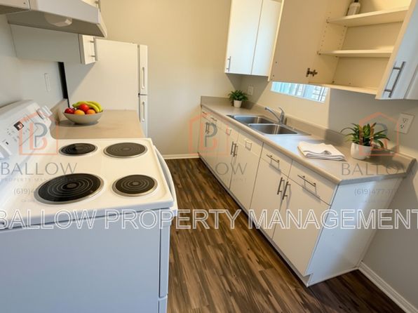 1919 E 17th St APT G
