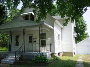 1312 S Leebrick St, Burlington, IA 52601