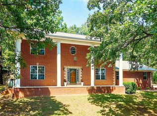 904 River Overlook Loop, Van Buren, AR 72956