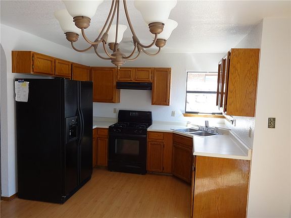 3rd image of 11128 Loma Roja Dr