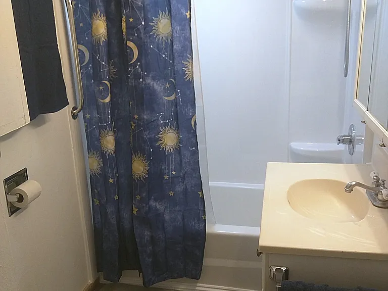 629 E Johnson St #1 — Photo 14