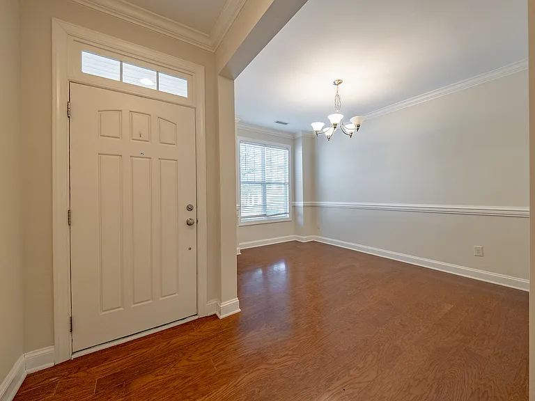 2324 Pindos Dr — Photo 2