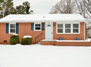 1510 Pichard St, Greensboro, NC 27401
