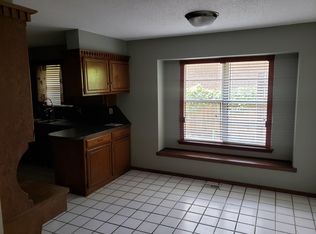 6421 N Peniel Ave, Oklahoma City, OK 73132