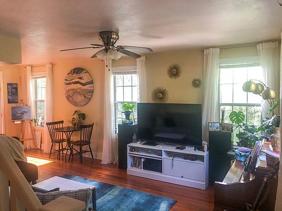 5th image of 1344 Colonial Dr