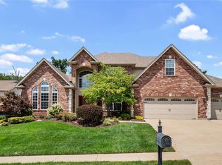 1521 Heather Glen Dr, Lake Saint Louis, MO 63367