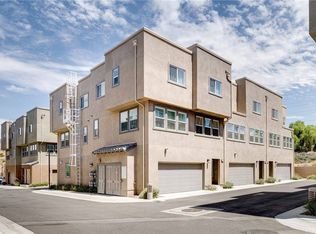 12826 N Watt Ln #C, Sylmar, CA 91342