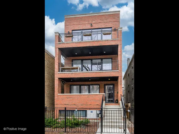 1018 N Wood St #1, Chicago, IL 60622