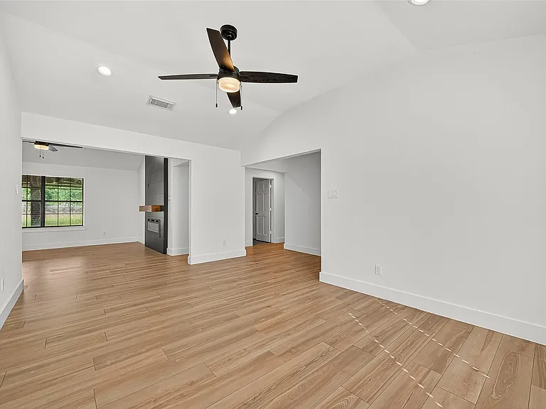 11507 Oak Valley Dr — Photo 10