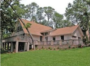 110 Lisa Marie Pl, Shalimar, FL 32579