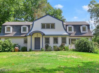 229 Cognewaugh Rd, Cos Cob, CT 06807