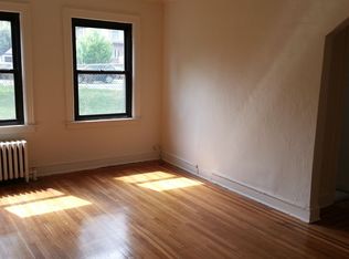 3516 34th St APT 4L, Astoria, NY 11106