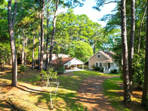 4616 Bears Bluff Rd, Wadmalaw Island, SC 29487