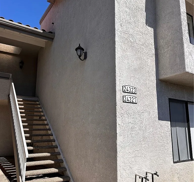 24323 El Pilar