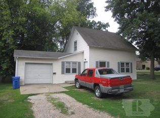304 S Main Ave, Sioux Center, IA 51250