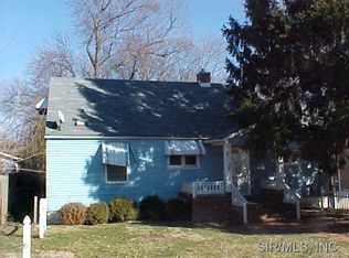 1227 Diamond St, Alton, IL 62002