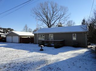 6395 E Donald Rd, Knox, IN 46534