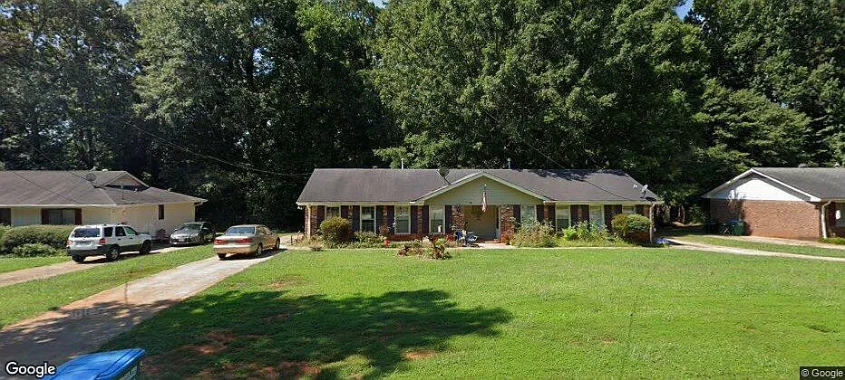 2 bed, 950 sqft, $1,900 — Photo 2
