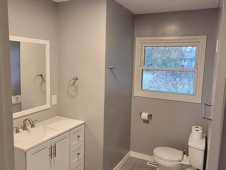 9 Christy Pkwy — Photo 4