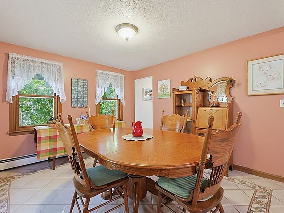 5th image of 362 Arbor St