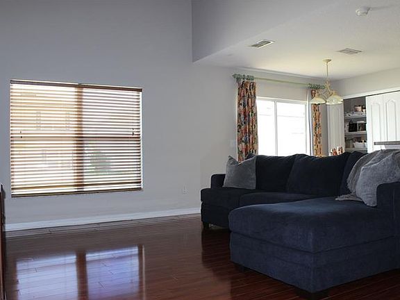 4th image of 1917 Portcastle Cir