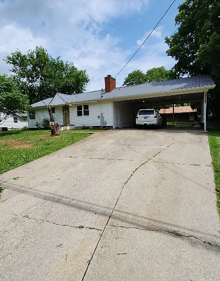 5300 N Ozark Rd — Photo 1