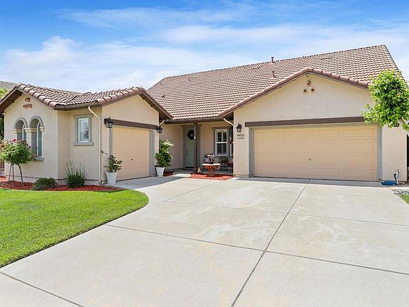 4th image of 2220 Mustang Dr