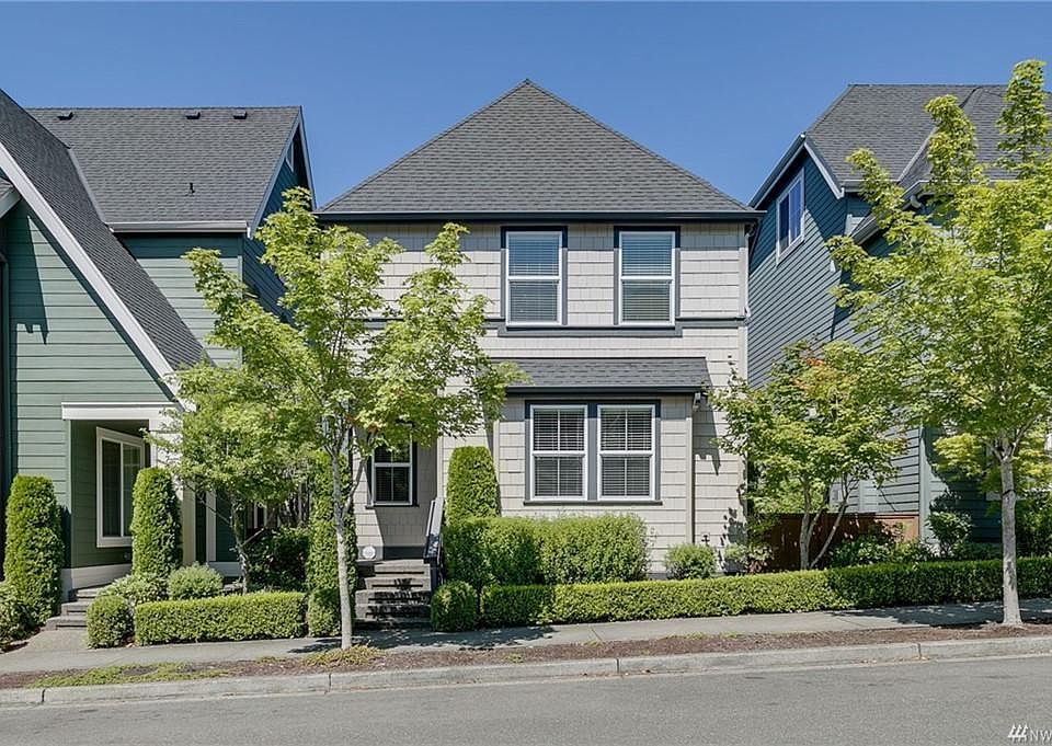 1st image of 386 NE Denny Way
