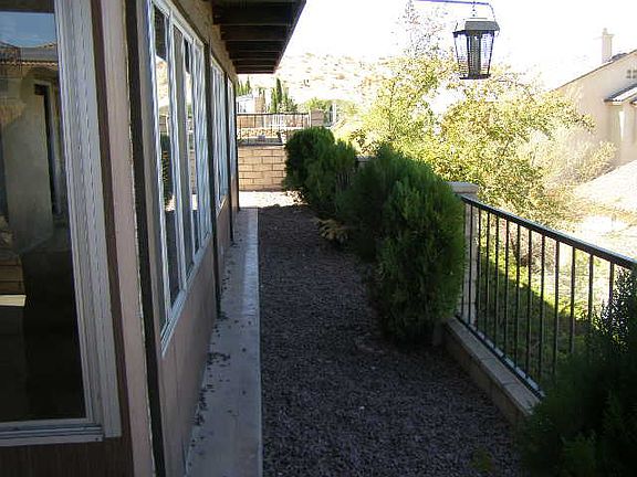 3rd image of 17780 Cresta Blanca Ln