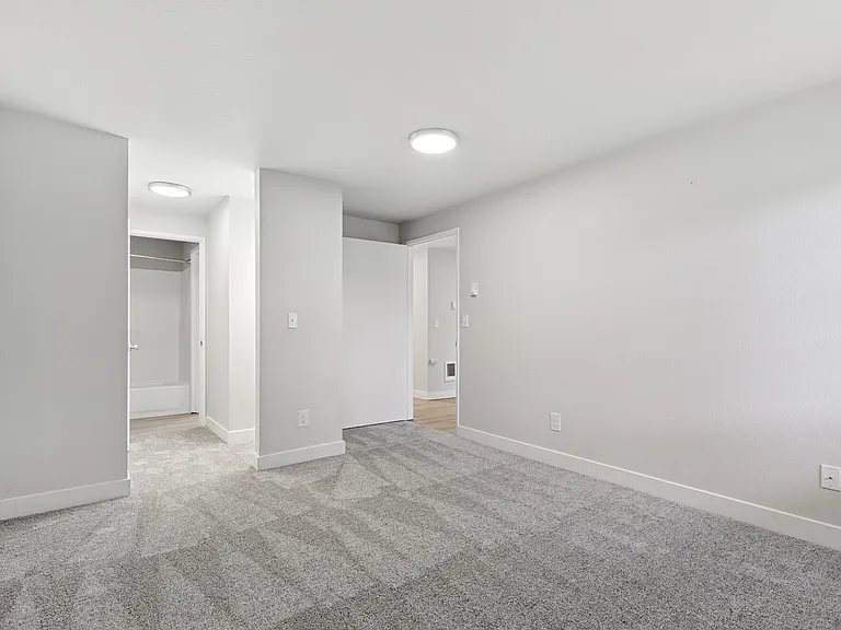 CentrePointe Apartments — Photo 6