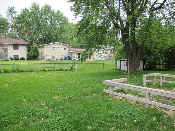 4th image of 1440 Cypress Ave