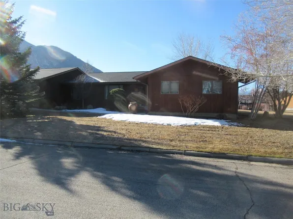 24 Cedar Lake Dr, Butte, MT 59701