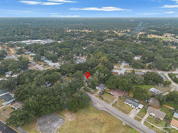 5th image of 20 Huntington Dr