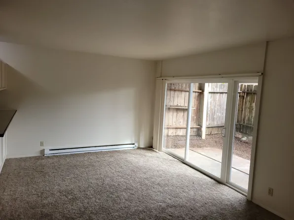 339-Walnut Hill Apartments, 355 Harney St S #469, Salem, OR 97302