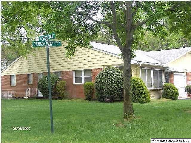 2nd image of 105 Hudson Parkway #A