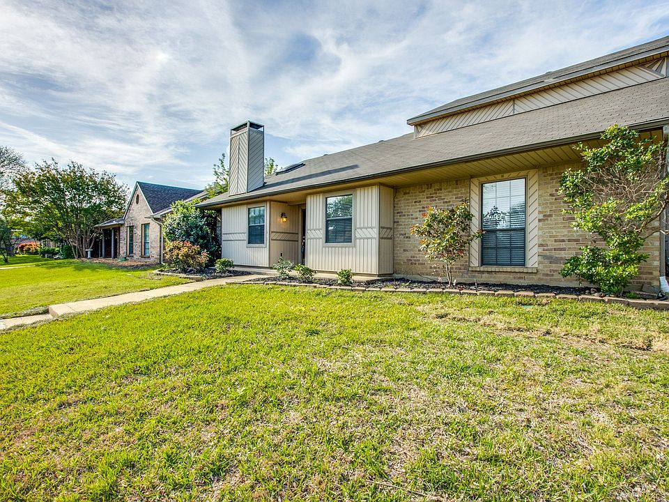 2813-edinburg-ln-flower-mound-tx-High-Res-2.jpg