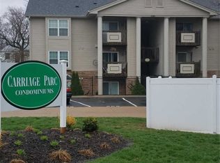 2560 Creve Coeur Mill Rd APT 10, Maryland Heights, MO