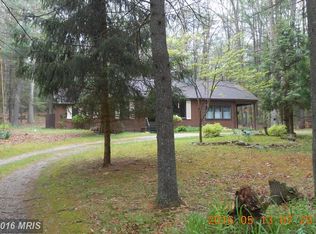 1271 Corls Rd, Fayetteville, PA 17222