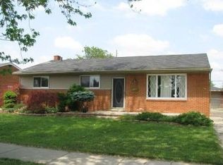 7692 Carrousel Blvd, Westland, MI 48185