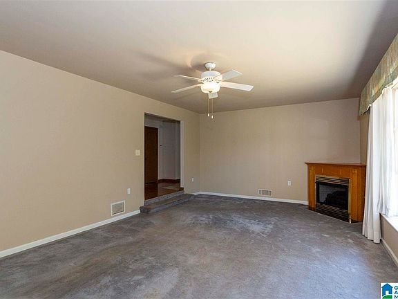 4th image of 941 Winchester Dr