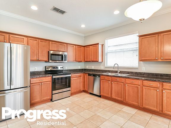 5th image of 3137 Kearns Rd